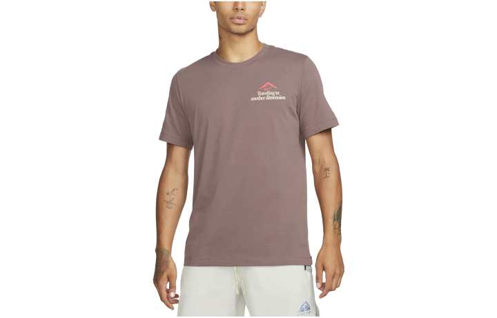 Nike Nike T Shirts Men's Brown Crew Neck Moderate Straight Fit