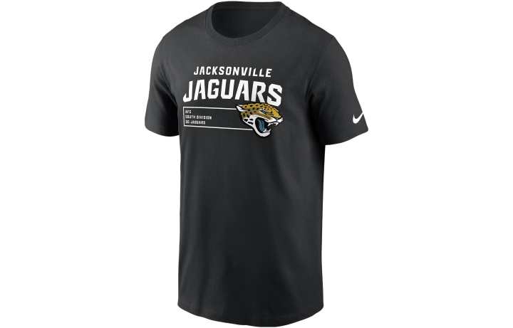 Nike Nike T Shirts Men's Black Crew Neck Moderate Straight Fit