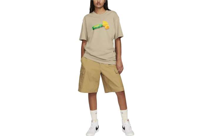 Nike Nike T Shirts Unisex Khaki Crew Neck Moderate Straight Fit