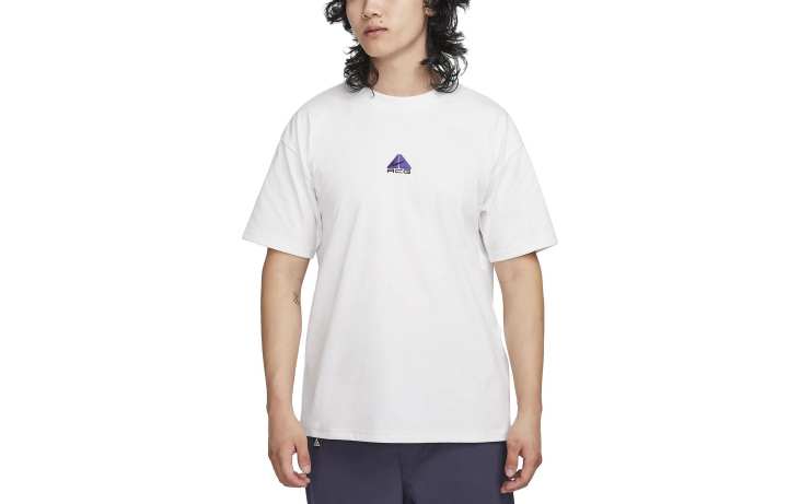 Nike Nike T Shirts Men's White Crew Neck Moderate Straight Fit