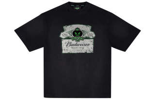 TEAM WANG x BAIWEIWANSHENGJIEXIAOGUAISHOULIANMING Under THE CASTLE T Shirt Unisex Black