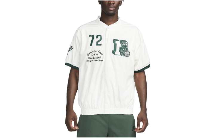 Nike Nike T Shirts Men's White V Neck Moderate Straight Fit