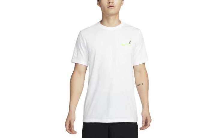 Nike Nike T Shirts Men's White Crew Neck Moderate Straight Fit