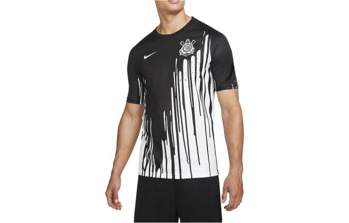Nike Nike T Shirts Men's Black Crew Neck Moderate Straight Fit