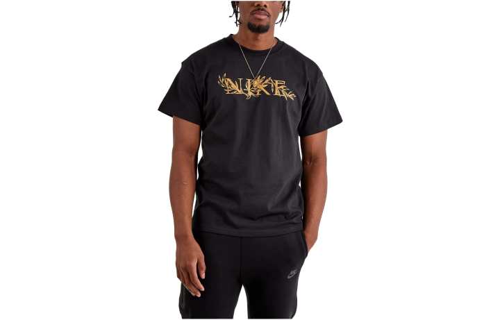 Nike Nike T Shirts Men's Black Crew Neck Moderate Straight Fit