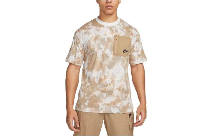 Nike Nike T Shirts Men's Light Khaki Crew Neck Moderate Straight Fit