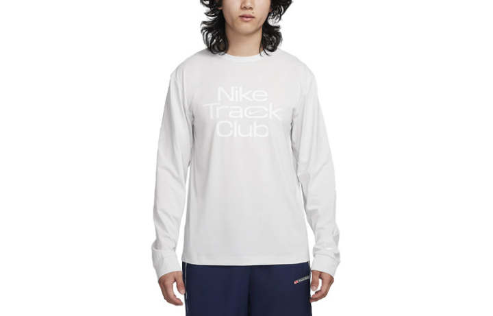 Nike Nike T Shirts Men's White Crew Neck Moderate Straight Fit