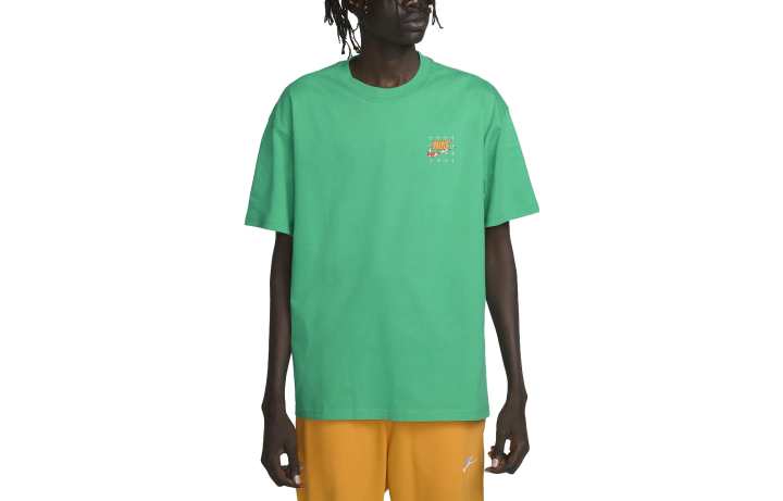 Nike Nike T Shirts Men's Green Crew Neck Moderate Straight Fit