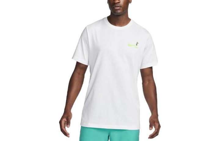 Nike Nike T Shirts Men's White Crew Neck Moderate Straight Fit