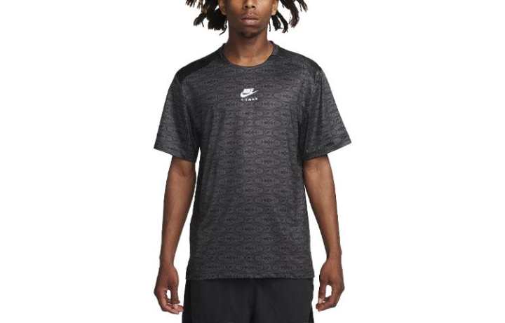 Nike Nike T Shirts Men's Black Crew Neck Moderate Straight Fit