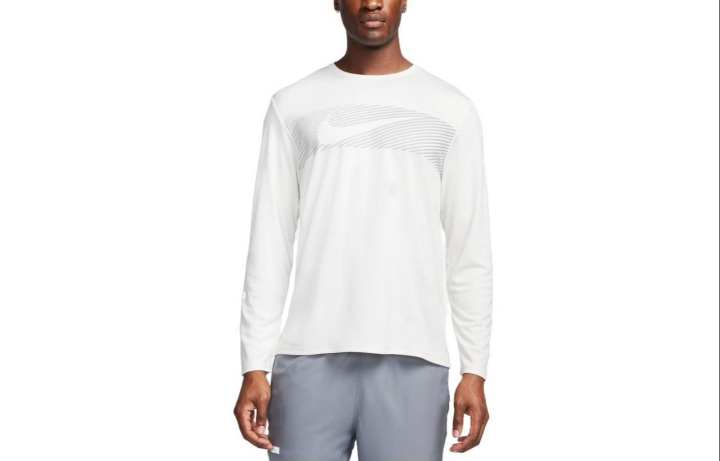 Nike Nike T Shirts Men's White Crew Neck Moderate Straight Fit
