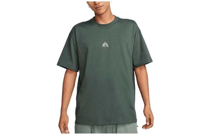 Nike Nike T Shirts Men's Army Green Crew Neck Moderate Straight Fit