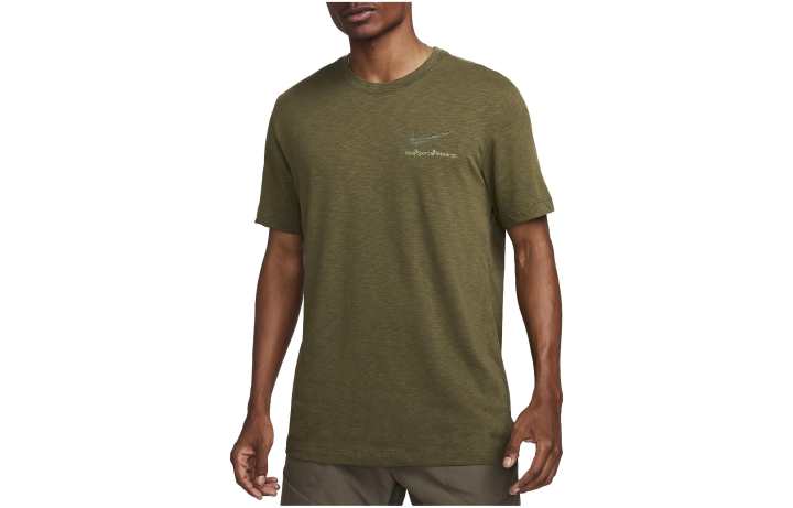 Nike Nike T Shirts Men's Green Crew Neck Moderate Straight Fit