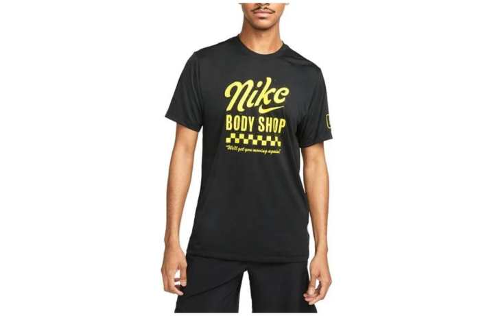 Nike Nike T Shirts Men's Black Crew Neck Moderate Straight Fit