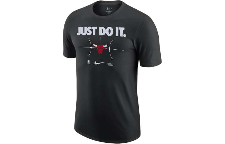 Nike Nike Chicago Bulls Essential Men's Nike Nba T-Shirt