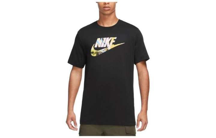 Nike Nike T Shirts Men's Black Crew Neck Moderate Straight Fit
