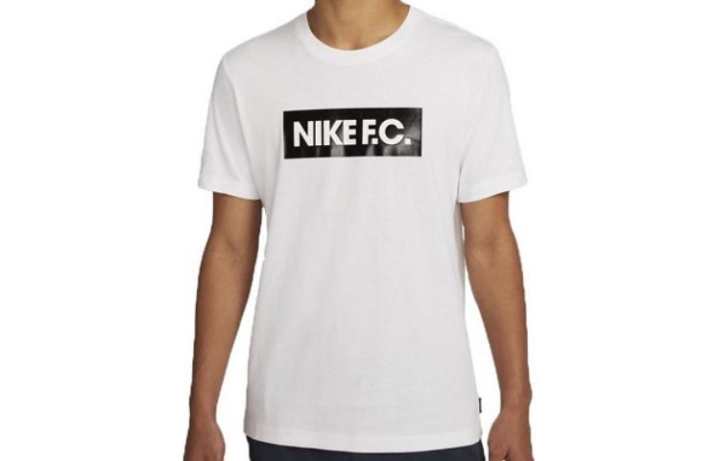 Nike Nike T Shirts Men's White Crew Neck Moderate Straight Fit