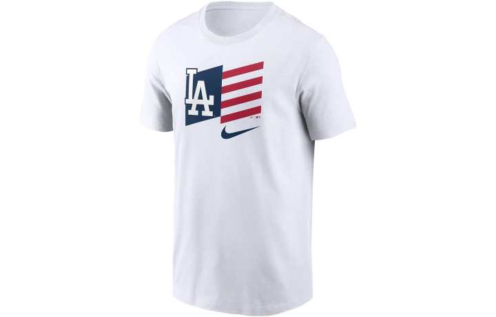 Nike Nike T Shirts Men's White Crew Neck Moderate Straight Fit