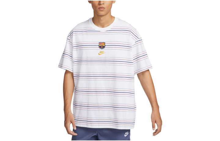 Nike Nike T Shirts Men's White Crew Neck Moderate Straight Fit