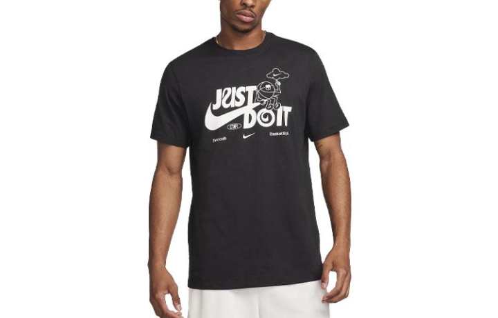 Nike Nike T Shirts Men's Black Crew Neck Moderate Straight Fit