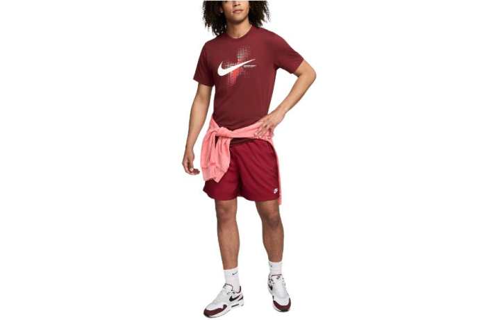 Nike Nike T Shirts Men's Red Crew Neck Moderate Straight Fit