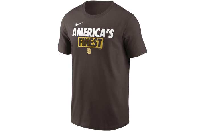 Nike Nike T Shirts Men's Brown Crew Neck Moderate Straight Fit