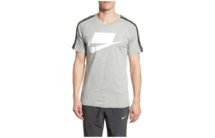 Nike Nike T Shirts Men's Gray Crew Neck Moderate Straight Fit