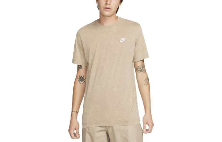 Nike Nike T Shirts Men's Khaki Crew Neck Moderate Straight Fit