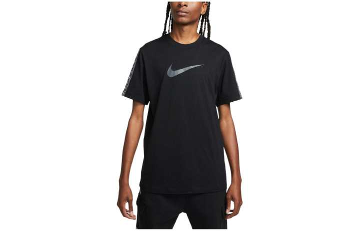 Nike Nike T Shirts Men's Black Crew Neck Moderate Straight Fit
