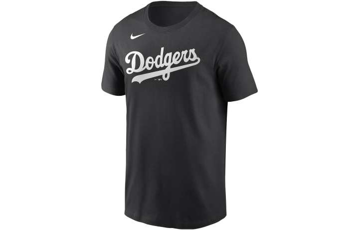 Nike Nike T Shirts Men's Black Crew Neck Moderate Straight Fit