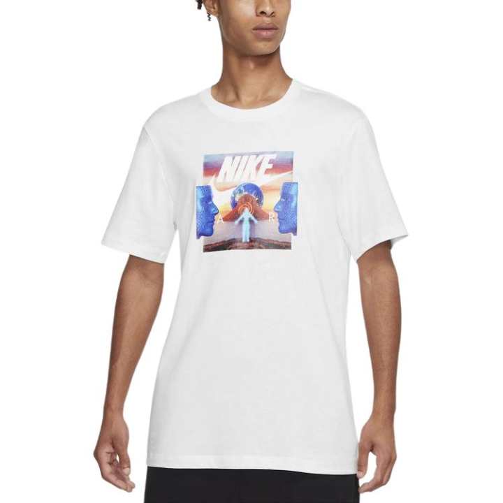 Nike Nike T Shirts Men's White Crew Neck Moderate Straight Fit