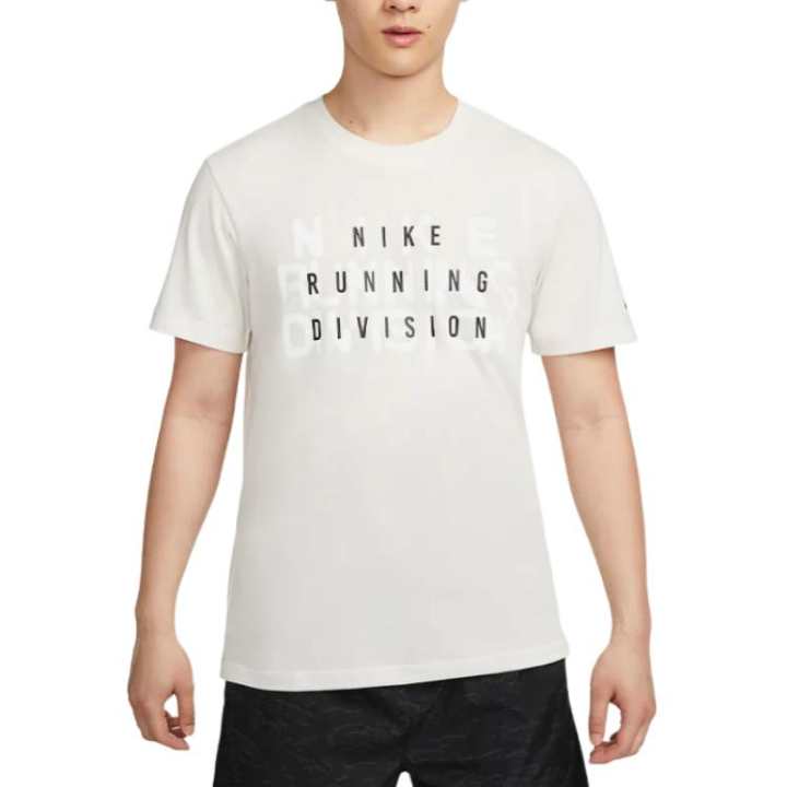 Nike Nike T Shirts Men's White Crew Neck Moderate Straight Fit
