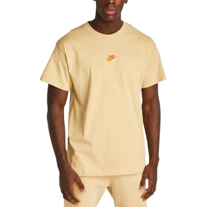 Nike Nike T Shirts Men's Yellow Crew Neck Moderate Straight Fit