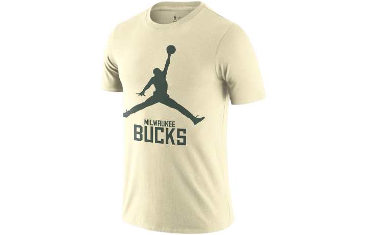 Jordan Jordan Milwaukee Bucks Essential Men's Jordan Nba T Shirt