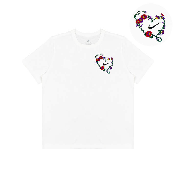 Nike Nike T Shirts Unisex White Crew Neck Moderate Straight Fit