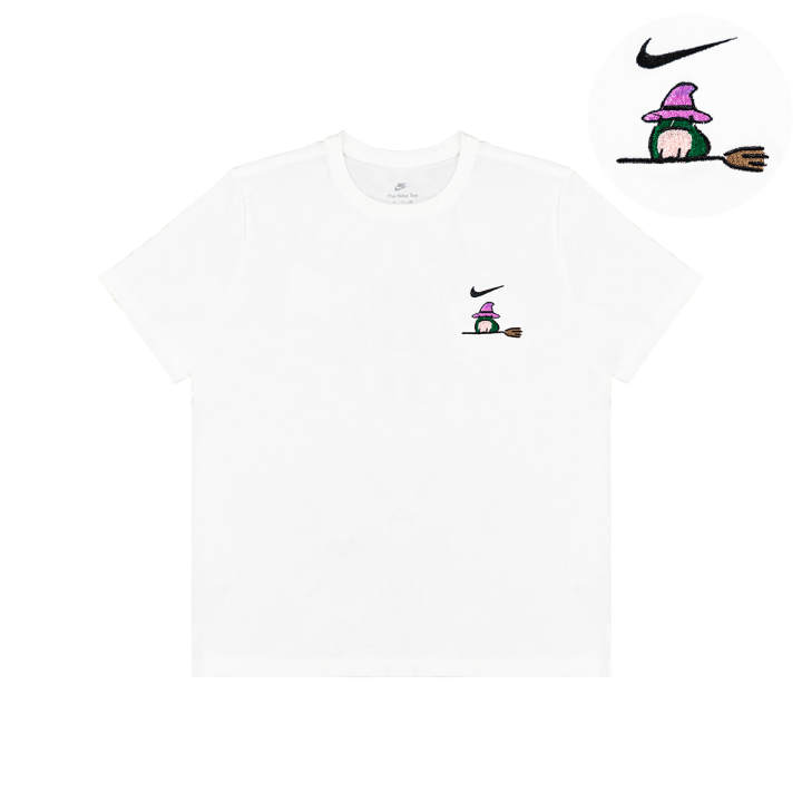 Nike Nike T Shirts Unisex White Crew Neck Moderate Straight Fit