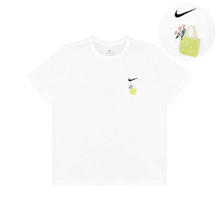 Nike Nike T Shirts Unisex White Crew Neck Moderate Straight Fit