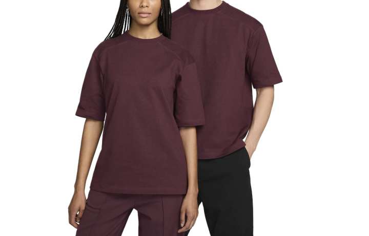 Nike Nike T Shirts Unisex Burgundy Crew Neck Moderate