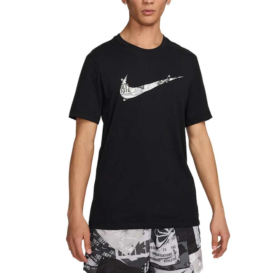 Nike Nike T Shirts Men's Black Crew Neck Moderate Straight Fit