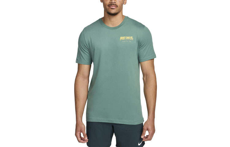 Nike Nike T Shirts Men's Bicoastal Crew Neck Moderate Straight Fit