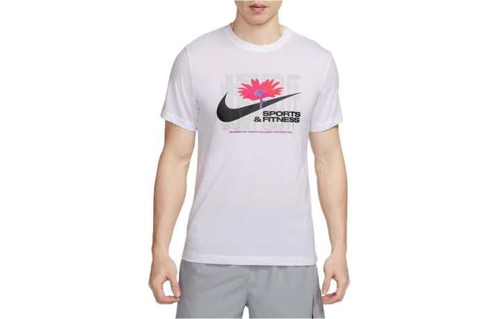 Nike Nike T Shirts Men's White Crew Neck Moderate Straight Fit