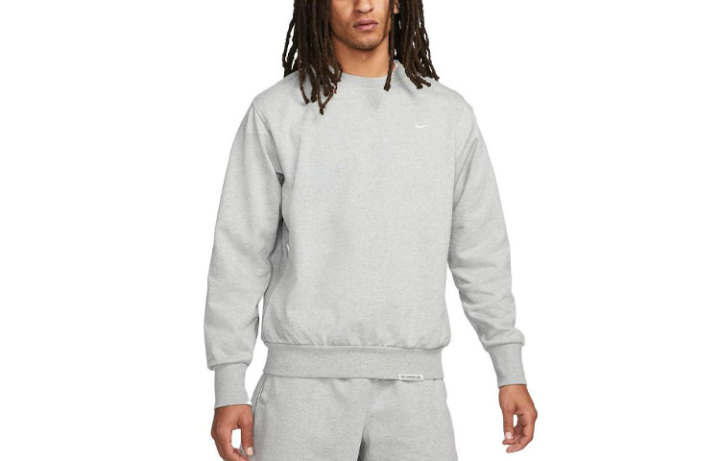Nike Nike Standard Issue Basketball Crew Dri Fit Loose Fit Sweatshirt