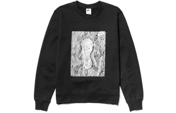 Nike Nike Sweatshirts Men's Black Crew Neck Moderate Regular