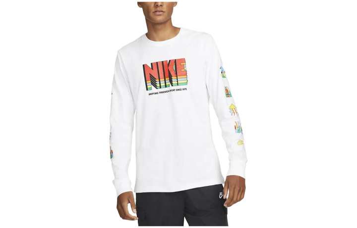 Nike Nike Sweatshirts Men's White Crew Neck Moderate Regular