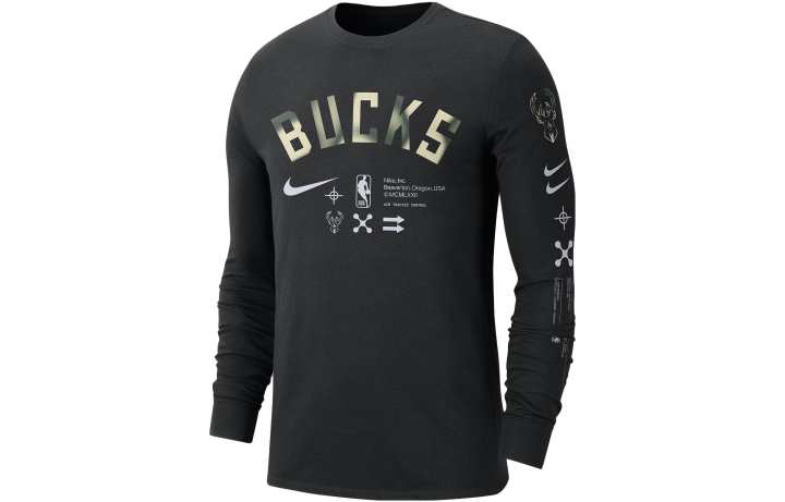 Nike Nike Sweatshirts Men's Black Crew Neck Moderate Regular