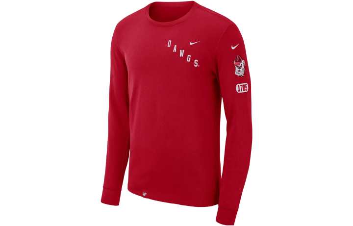 Nike Nike Sweatshirts Men's Red Crew Neck Moderate Regular