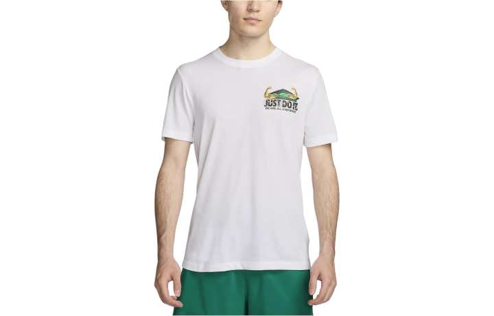 Nike Nike T Shirts Men's White Crew Neck Moderate Straight Fit