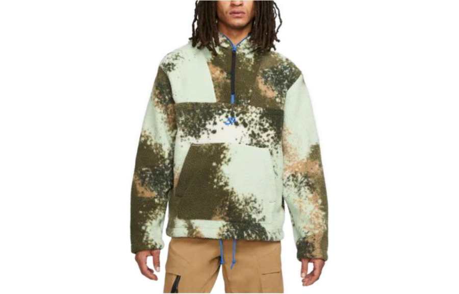 Nike Nike Sweatshirts Men's Green Camouflage Hooded Moderate Other