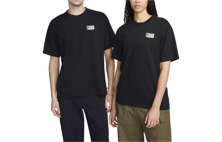 Nike Nike T Shirts Unisex Black Crew Neck Moderate Straight Fit