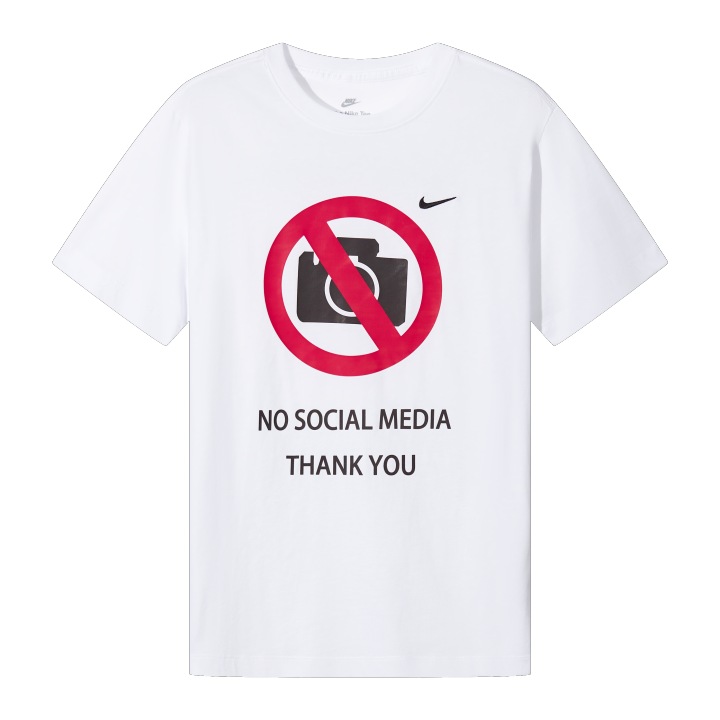Nike Nike T Shirts Men's White Crew Neck Moderate Straight Fit